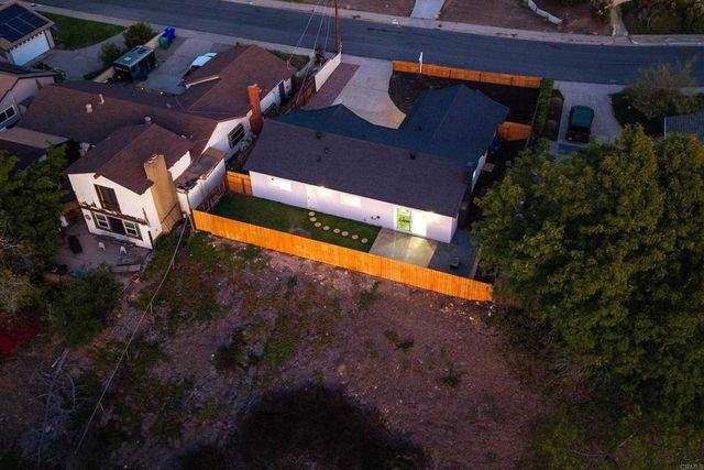 6548 Bantam Lake Circle, San Diego, CA 92119