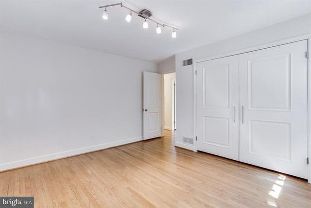 5911 OSCEOLA RD, Bethesda, MD 20816