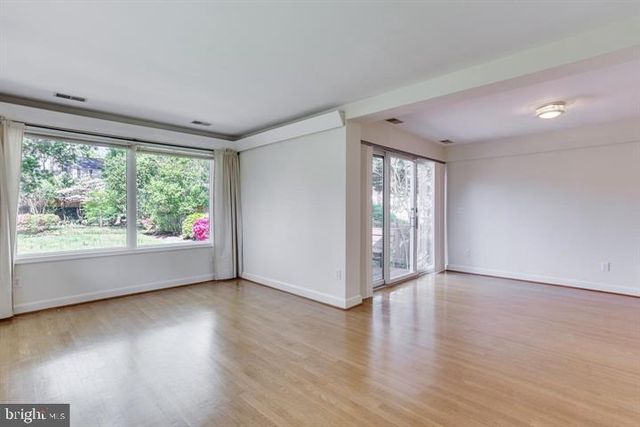 5911 OSCEOLA RD, Bethesda, MD 20816