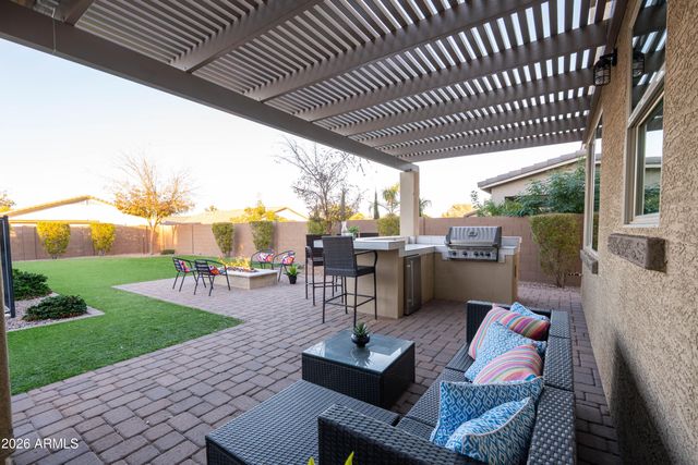 2236 W MADISEN MARIE Avenue, San Tan Valley, AZ 85144