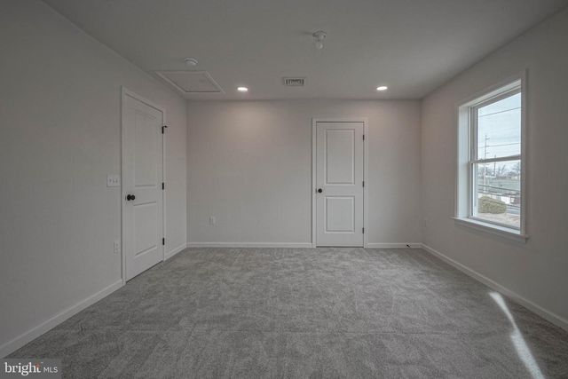 3 MYRTLE AVE, Gloucester City, NJ 08030