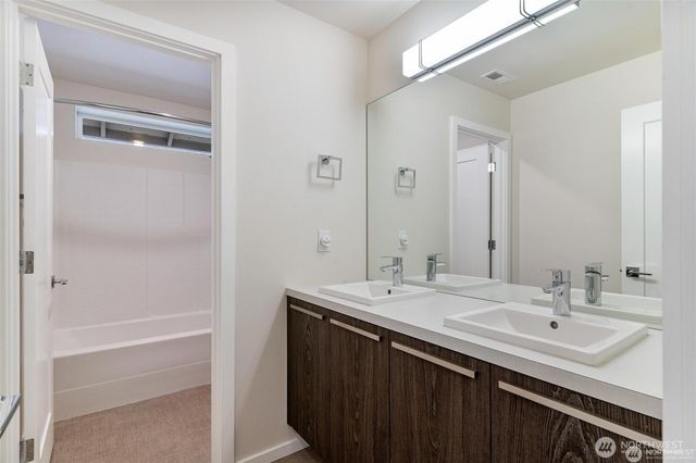 35517 56th Avenue S, Auburn, WA 98001