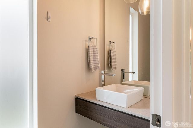 35517 56th Avenue S, Auburn, WA 98001