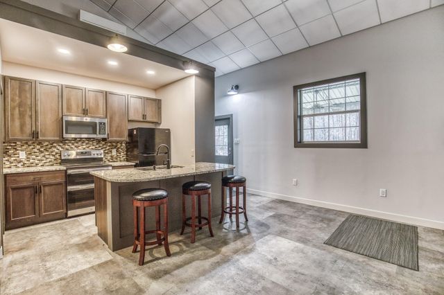 5280 Whitaker Way, Anderson, TX 77830