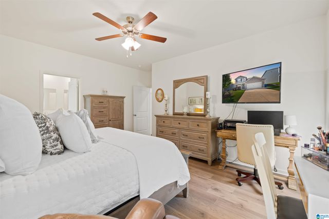 237 PARK CREST RUN, Chelsea, AL 35043
