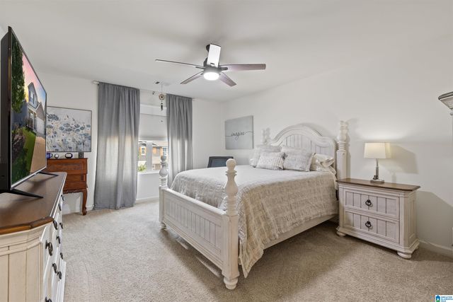 237 PARK CREST RUN, Chelsea, AL 35043