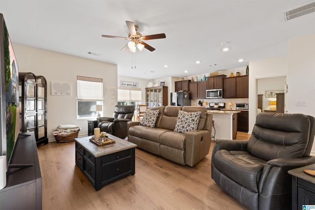 237 PARK CREST RUN, Chelsea, AL 35043