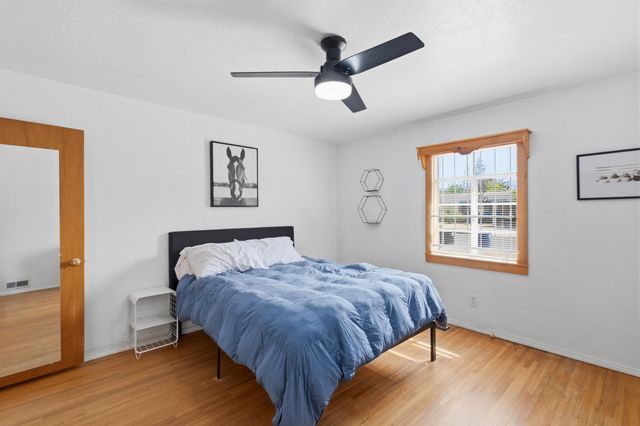 409 Valencia Drive NE, Albuquerque, NM 87108