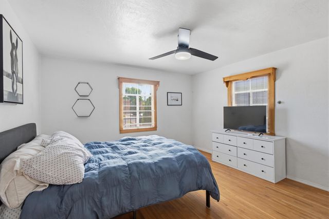 409 Valencia Drive NE, Albuquerque, NM 87108
