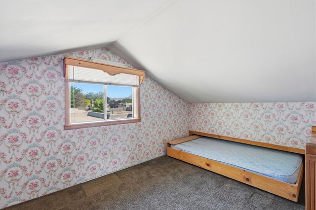 409 Valencia Drive NE, Albuquerque, NM 87108