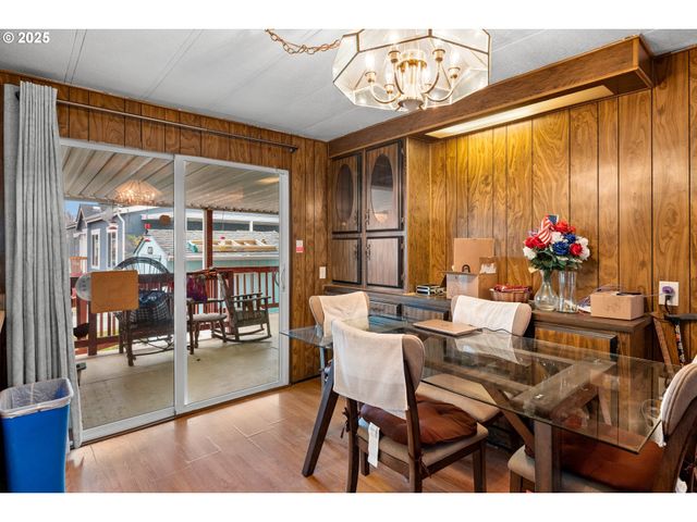 10701 Se HIGHWAY 212 W6, Clackamas, OR 97015