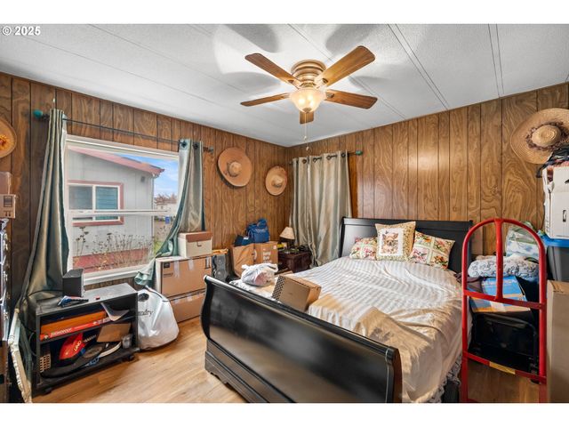 10701 Se HIGHWAY 212 W6, Clackamas, OR 97015