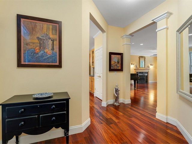 15 Upswept Lane, South Burlington, VT 05403