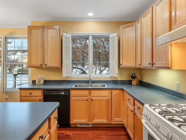 15 Upswept Lane, South Burlington, VT 05403