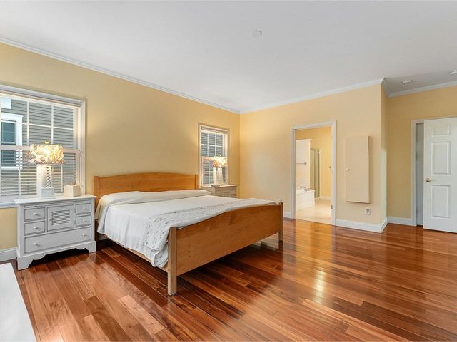 15 Upswept Lane, South Burlington, VT 05403