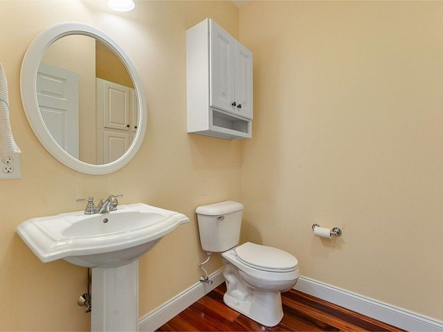 15 Upswept Lane, South Burlington, VT 05403
