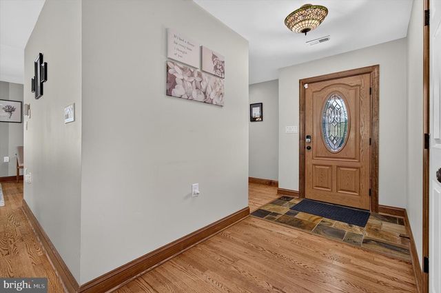 13471 SAGLE RD, Hillsboro, VA 20132