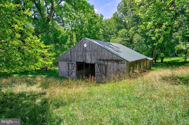 13471 SAGLE RD, Hillsboro, VA 20132