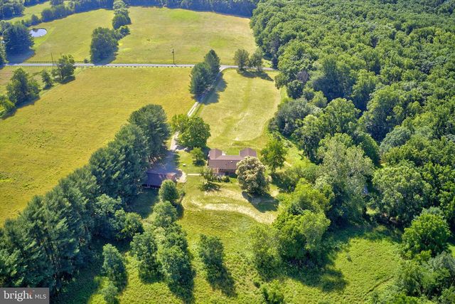 13471 SAGLE RD, Hillsboro, VA 20132