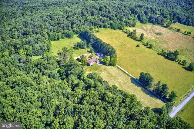 13471 SAGLE RD, Hillsboro, VA 20132