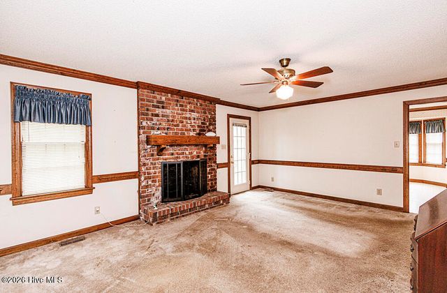 2800 Horseshoe Drive, Rocky Mount, NC 27804