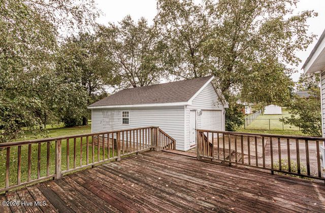 2800 Horseshoe Drive, Rocky Mount, NC 27804