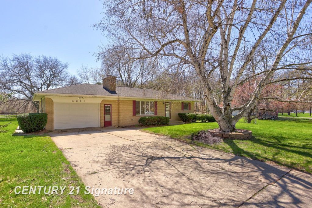 6801 Trinklein Road, James Twp, MI 48609