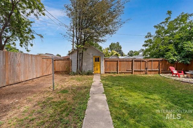 120 S Nectarine St, Nampa, ID 83686