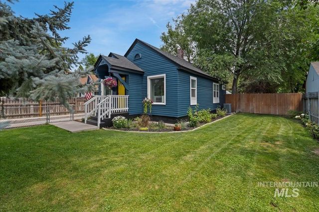 120 S Nectarine St, Nampa, ID 83686