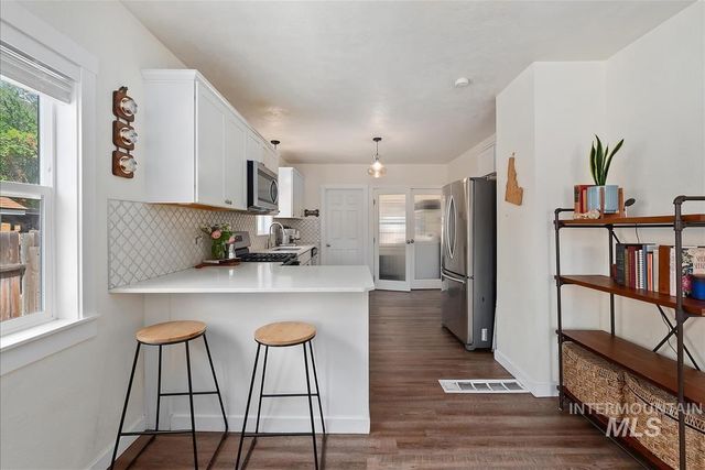 120 S Nectarine St, Nampa, ID 83686