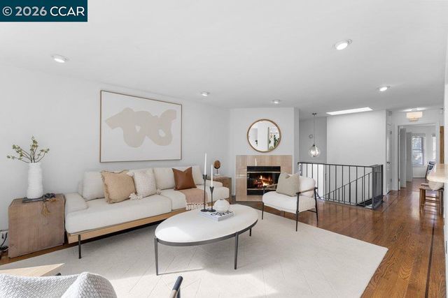 121 Bradford St, San Francisco, CA 94110