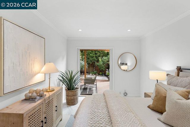 121 Bradford St, San Francisco, CA 94110