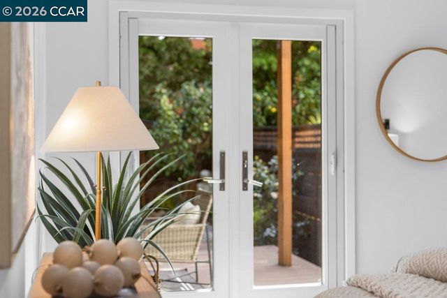 121 Bradford St, San Francisco, CA 94110