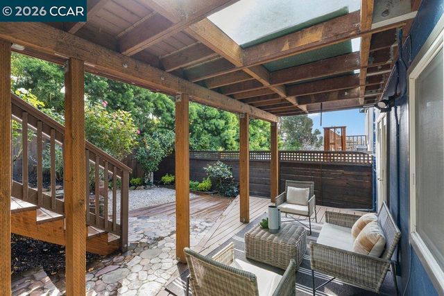 121 Bradford St, San Francisco, CA 94110