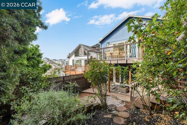 121 Bradford St, San Francisco, CA 94110