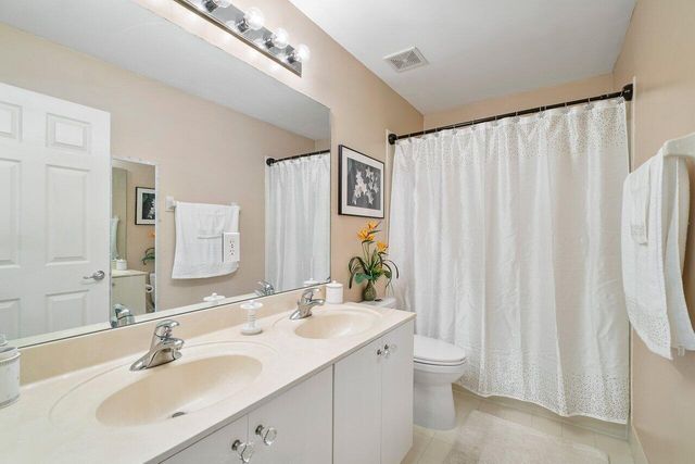 8696 Woodgrove Harbor Lane, Boynton Beach, FL 33473