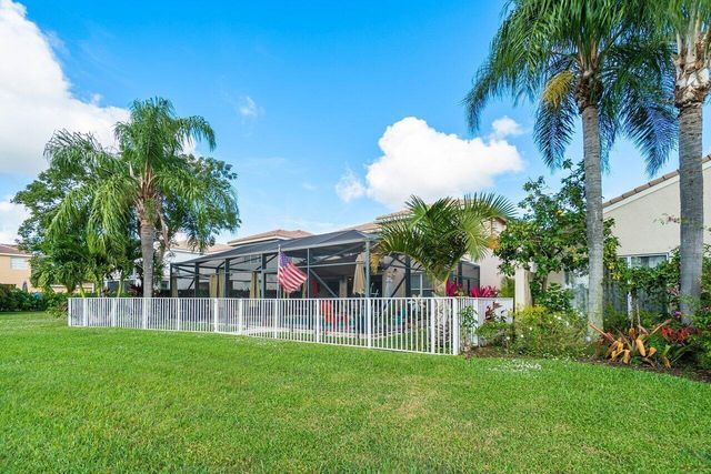 8696 Woodgrove Harbor Lane, Boynton Beach, FL 33473