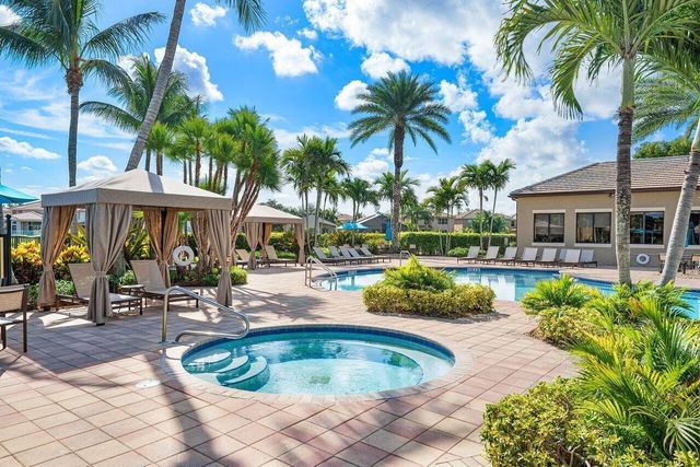 8696 Woodgrove Harbor Lane, Boynton Beach, FL 33473