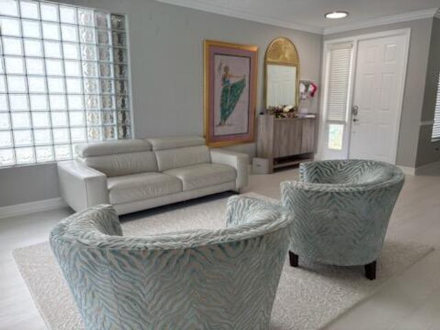 8696 Woodgrove Harbor Lane, Boynton Beach, FL 33473