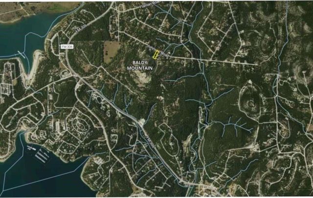 1392 Johnson Road, Canyon Lake, TX 78133