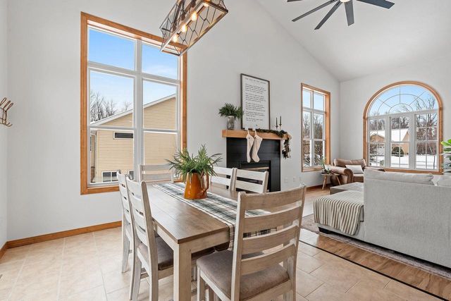 2280 SOUTHERN CROSS ROAD, Green Bay, WI 54303