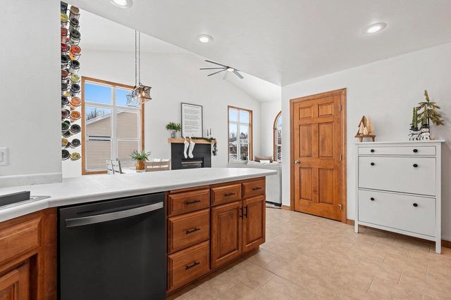 2280 SOUTHERN CROSS ROAD, Green Bay, WI 54303