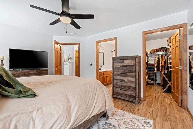 2280 SOUTHERN CROSS ROAD, Green Bay, WI 54303