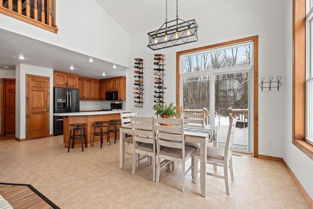 2280 SOUTHERN CROSS ROAD, Green Bay, WI 54303