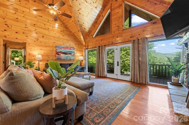 128 Hummingbird Lane, Almond, NC 28702