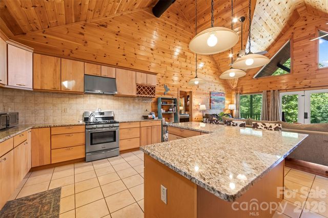 128 Hummingbird Lane, Almond, NC 28702