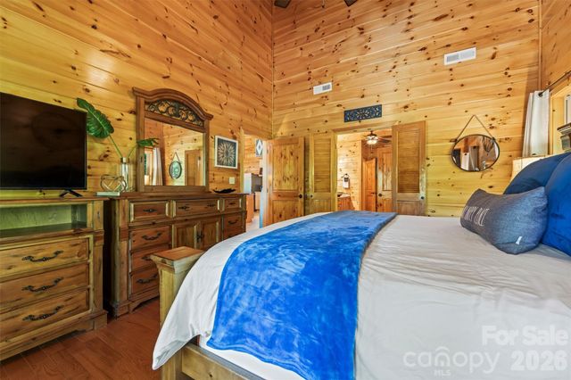 128 Hummingbird Lane, Almond, NC 28702