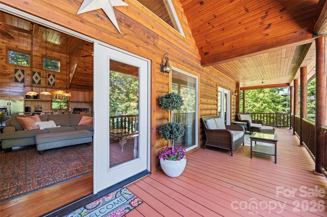 128 Hummingbird Lane, Almond, NC 28702