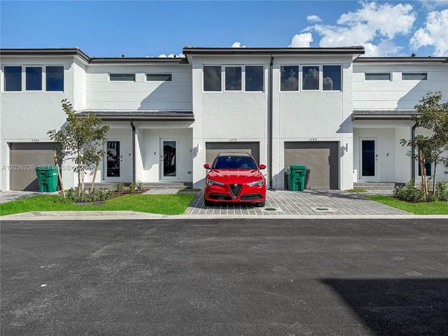 3770 SW 50th Avenue 3770, Pembroke Park, FL 33023