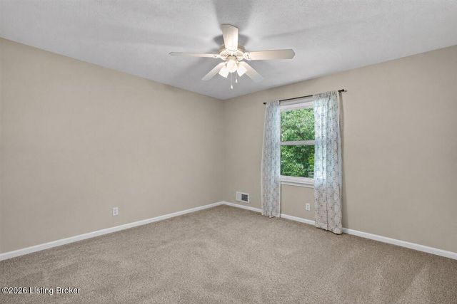 1618 Whittaker Rd, Crestwood, KY 40014